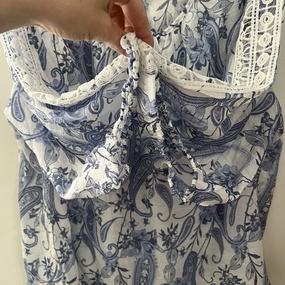 NWT Unique Spectrum Womens Top White And Blue Floral Paisley Size 3x - Picture 6 of 9